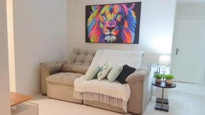Apartamento CONFORTO prox do SHOPPING NAÇÕES prox ABBA Church - cozinha completa - Ar condicionado - WiFi - Smart Tv 32' - Youtube e Apps - estacionamento privado - Portaria 24h - Acomoda até 8 pessoa